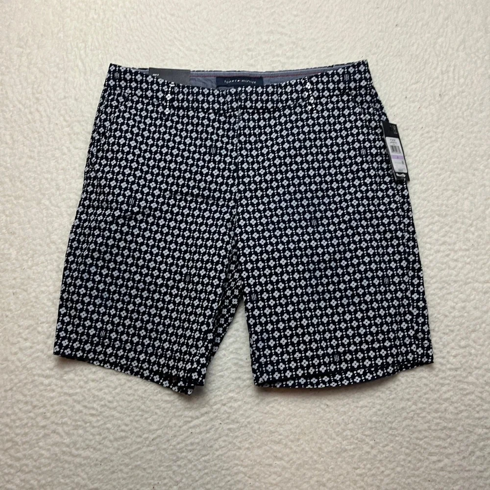 Tommy Hilfiger Shorts Womens 6‎ Navy Hollywood 9 Inch Floral Geometric J4AWH236